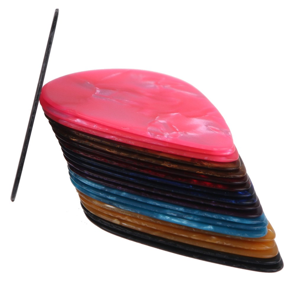20-x-Guitar-Gitarre-Picks-Plektrum-Plectren-Pleks-Plektron-Pickholder